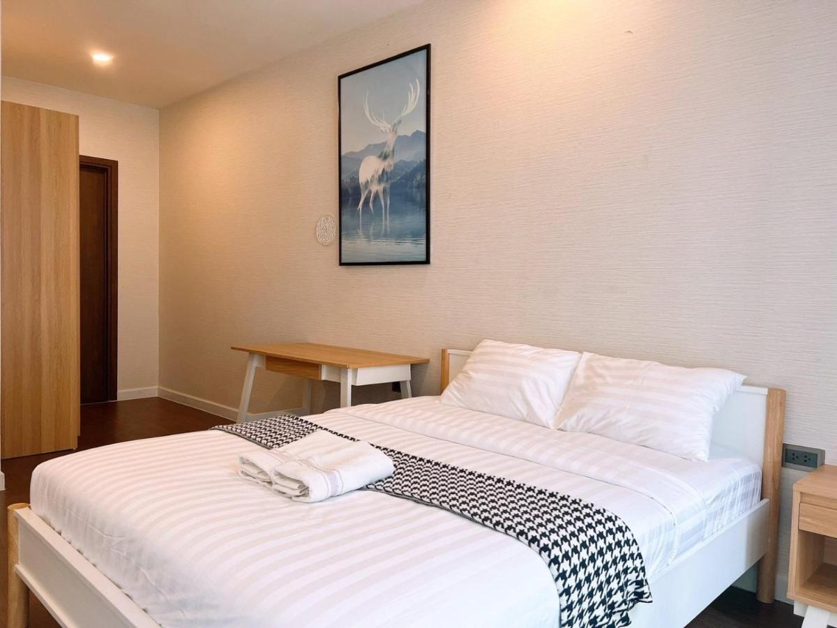 Genius Apartment River Gate Center Хошимин Екстериор снимка