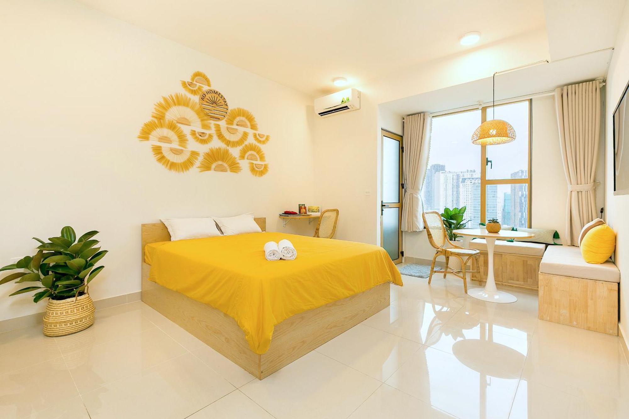 Genius Apartment River Gate Center Хошимин Екстериор снимка